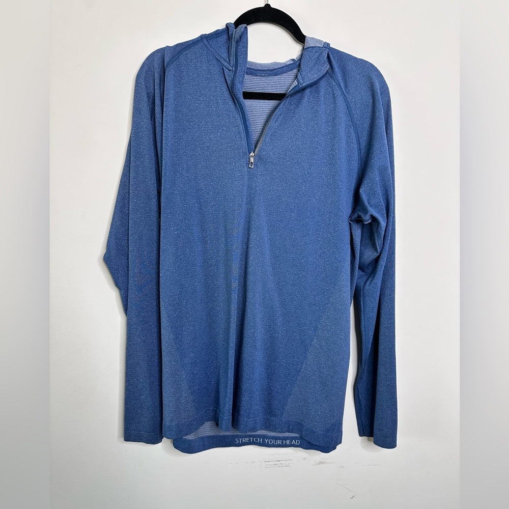 Lululemon Men's Blue Half-Zip‎ pullover shirt